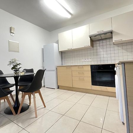 Aurora Holiday Apartment - Ayia Napa Eksteriør billede